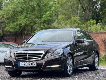 Mercedes E Class 2.1 E250 CDI BlueEfficiency Avantgarde Tiptronic Euro 5 4dr
