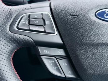 Ford ECOSPORT ST-LINE