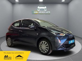 Toyota AYGO VVT-I X-PLAY