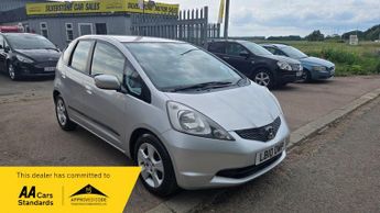 Honda Jazz I-VTEC ES I-SHIFT