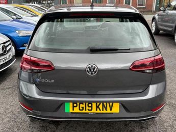 Volkswagen Golf 35.8kWh e-Golf Auto 5dr 134BHP