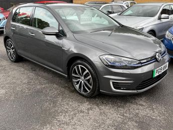 Volkswagen Golf 35.8kWh e-Golf Auto 5dr 134BHP