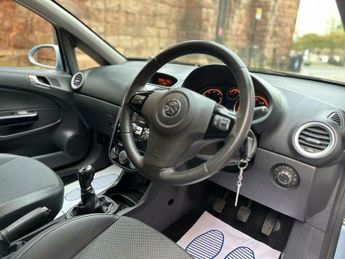 Vauxhall Corsa 1.4i 16v Design 5dr (a/c)