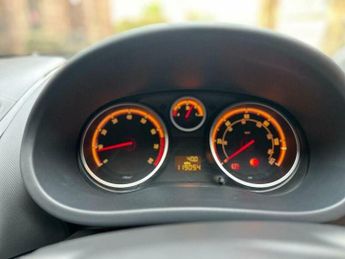 Vauxhall Corsa 1.4i 16v Design 5dr (a/c)