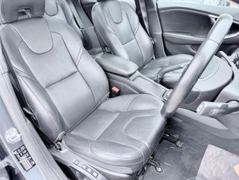 Volvo V40 T3 INSCRIPTION
