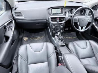 Volvo V40 T3 INSCRIPTION
