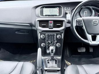 Volvo V40 T3 INSCRIPTION