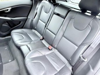 Volvo V40 T3 INSCRIPTION