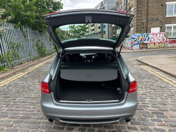Audi A4 AVANT TFSI S LINE