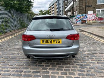 Audi A4 AVANT TFSI S LINE