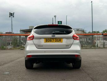 Ford Focus 1.0T EcoBoost Titanium Euro 6 (s/s) 5dr