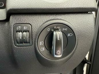 Volkswagen Tiguan 2.0 TDI BlueMotion Tech Match DSG 4WD Euro 5 (s/s) 5dr