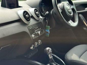 Audi A1 1.4 TFSI CoD S line Sportback S Tronic Euro 6 (s/s) 5dr