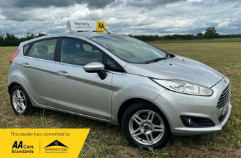 Ford Fiesta 1.6 Zetec Hatchback 5dr Petrol Powershift Euro 5 (105 ps)