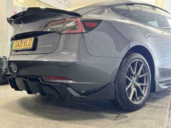 Tesla Model 3 (Dual Motor) Long Range Saloon 4dr Electric Auto 4WDE (346 ps)