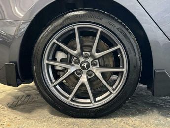 Tesla Model 3 (Dual Motor) Long Range Saloon 4dr Electric Auto 4WDE (346 ps)