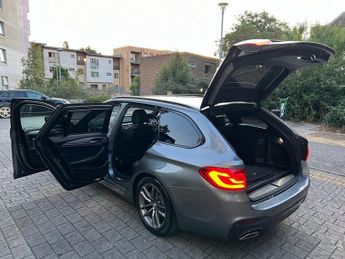 BMW 5 SERIES 520i M SPORT TOURING