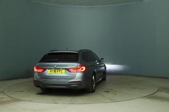 BMW 5 SERIES 520i M SPORT TOURING