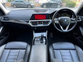 BMW 3 SERIES 320i SPORT