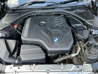 BMW 3 SERIES 320i SPORT