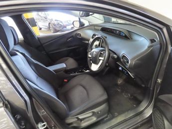 Toyota Prius VVT-I BUSINESS EDITION PLUS