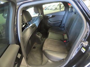 Audi A4 TFSI S LINE BLACK EDITION