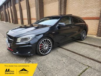 Mercedes CLA 2.0 CLA250 4MATIC ENGINEERED BY AMG
