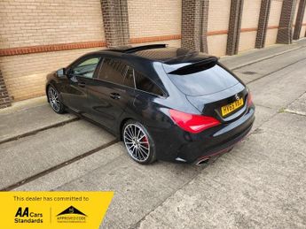 Mercedes CLA 2.0 CLA250 4MATIC ENGINEERED BY AMG