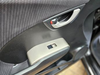 Honda Jazz 1.3h IMA HS Hatchback 5dr Petrol Hybrid