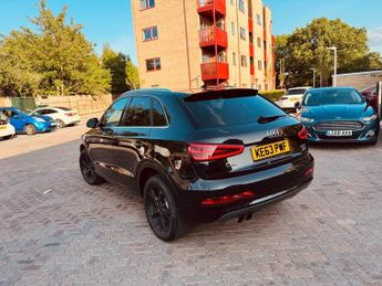 Audi Q3 2.0 TFSI SE S (211bhp) Quattro 5d S Tronic Specs & Dimensions