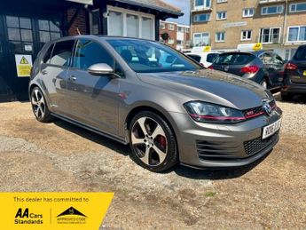 Volkswagen Golf GTi 2.0 TSI BlueMotion Tech GTI DSG Euro 6 (s/s) 5dr