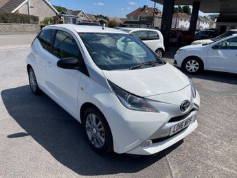 Toyota AYGO VVT-I X-PURE X-SHIFT