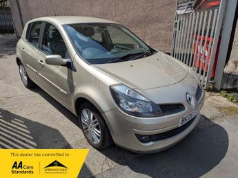 Renault Clio INITIALE 16V