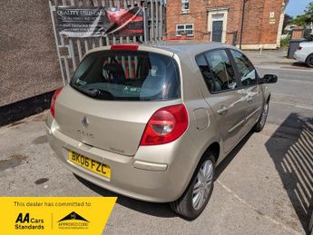 Renault Clio INITIALE 16V