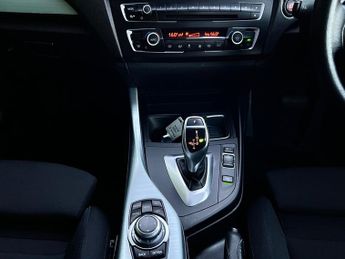BMW 2 SERIES 220d SPORT