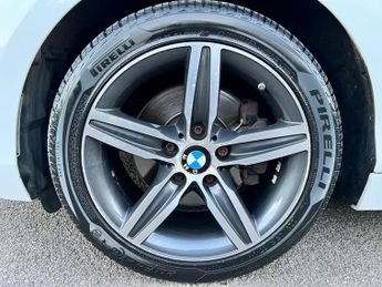 BMW 2 SERIES 220d SPORT