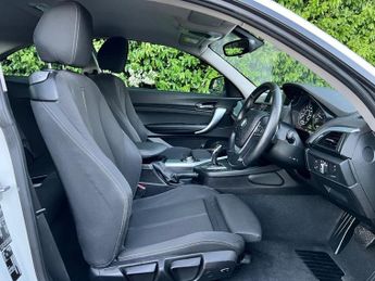 BMW 2 SERIES 220d SPORT