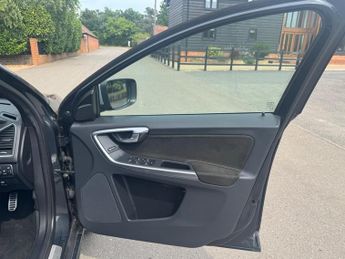 Volvo XC60 2.0 D4 R-Design Geartronic Euro 6 (s/s) 5dr