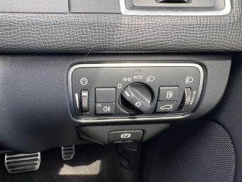 Volvo XC60 2.0 D4 R-Design Geartronic Euro 6 (s/s) 5dr