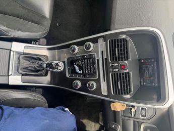 Volvo XC60 2.0 D4 R-Design Geartronic Euro 6 (s/s) 5dr