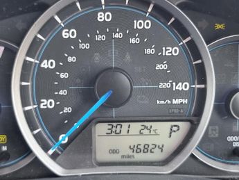 Toyota Yaris VVT-I TREND