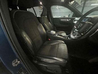 Volvo XC40 2.0 D4 First Edition Auto AWD Euro 6 (s/s) 5dr