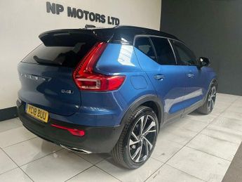 Volvo XC40 2.0 D4 First Edition Auto AWD Euro 6 (s/s) 5dr