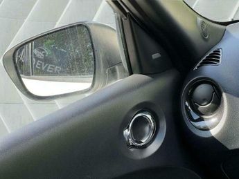 Nissan Juke 1.6 Tekna XTRON Euro 6 5dr