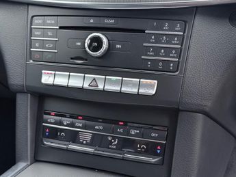 Mercedes E Class E220 BLUETEC SE