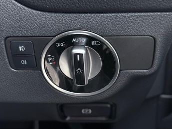 Mercedes GLA GLA 180 URBAN EDITION