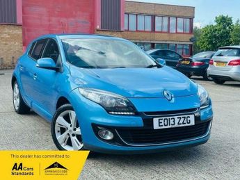 Renault Megane 1.6 16V Dynamique TomTom Hatchback 5dr Petrol Manual Euro 5 (110