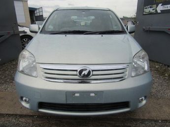 Toyota  raum