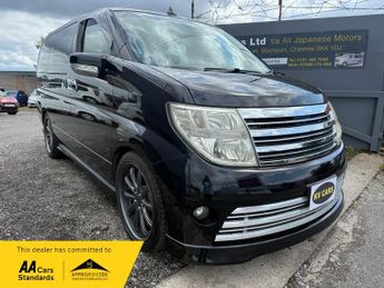 Nissan Elgrand 2.5