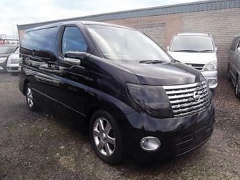 Nissan Elgrand 2.5